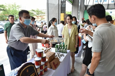 廣西農(nóng)墾集團(tuán)“尋桂味 品良品”美食主題活動正式啟動，承辦展覽展示活動亮出特色亮點(diǎn)
